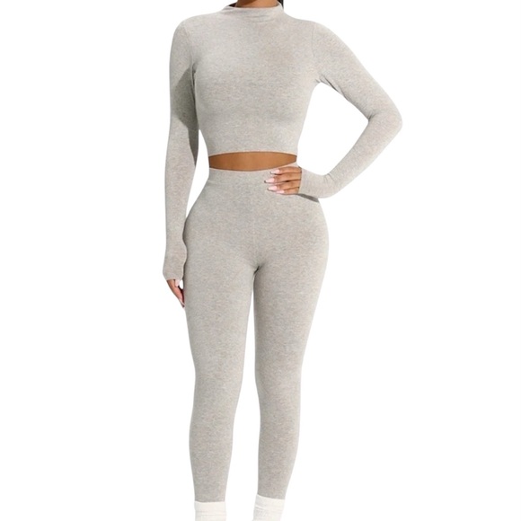 Naked Wardrobe Women’s Sculpt Ribbed Crop Top & Leggings In Heather Gray Size M